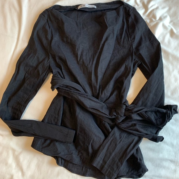ZARA BLACK WRAP AROUND LONG SLEEVE TOP SIZE S - Picture 1 of 4